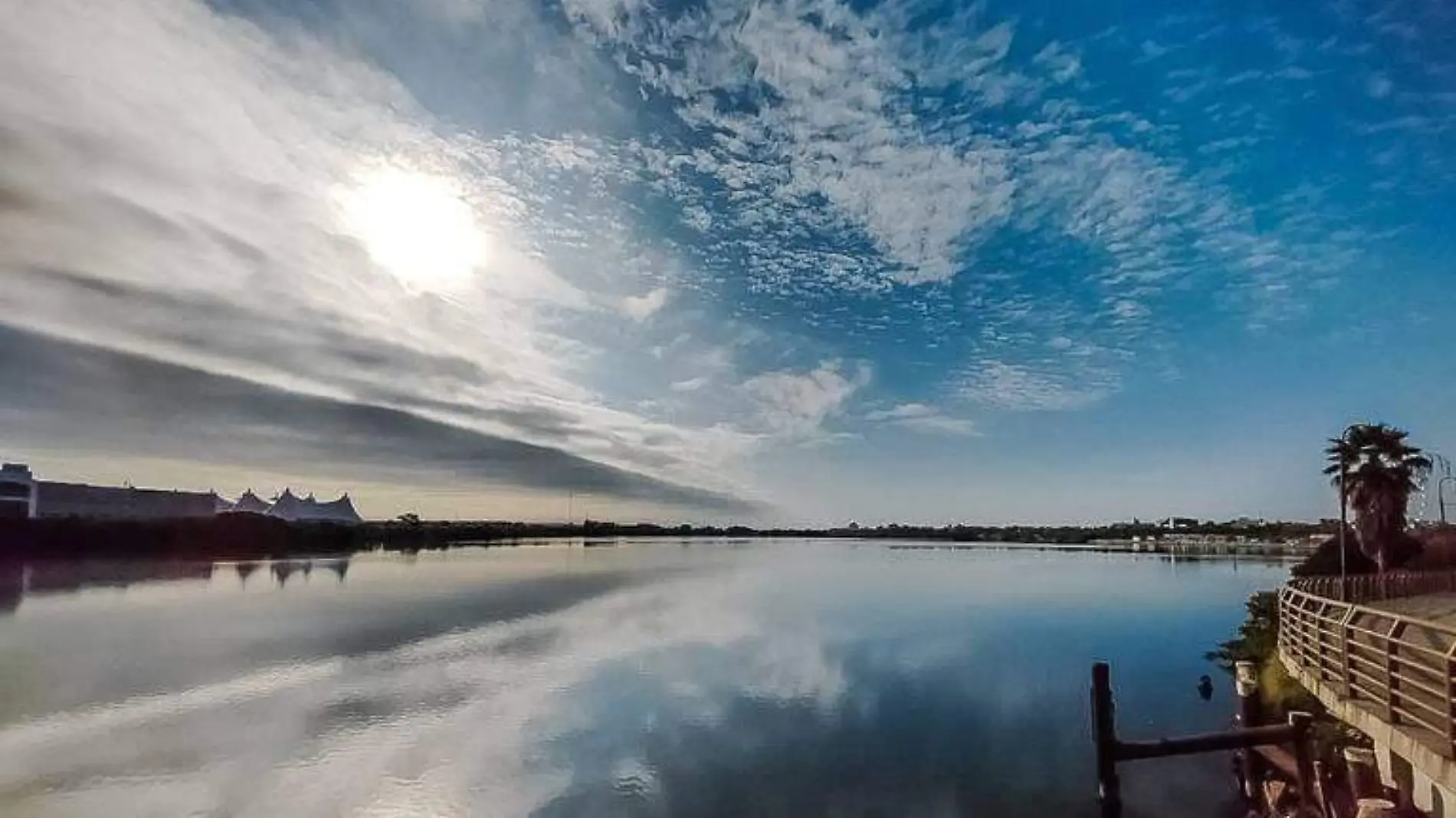 El fenómeno “shelf cloud”_ el cinturón de nubes que aparece en la zona conurbada de Tampico